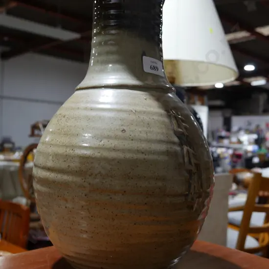 Pottery vase