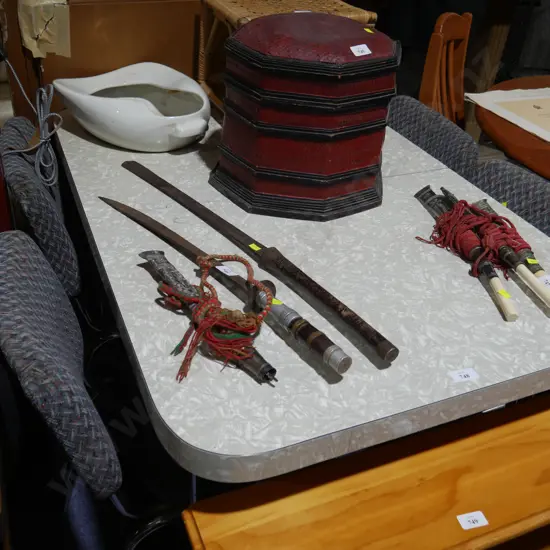 Extension formica top table and 4 chairs