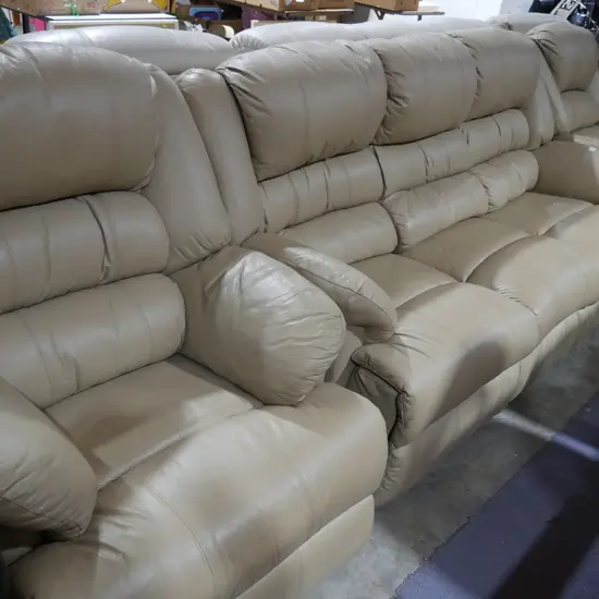 3 piece leather lounge suite