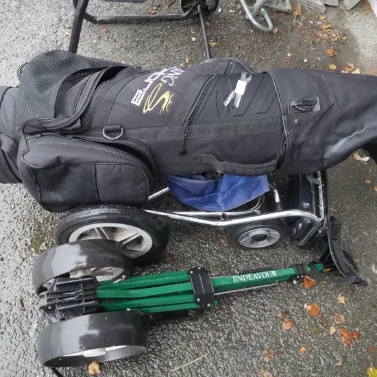 Golf bag and trundler