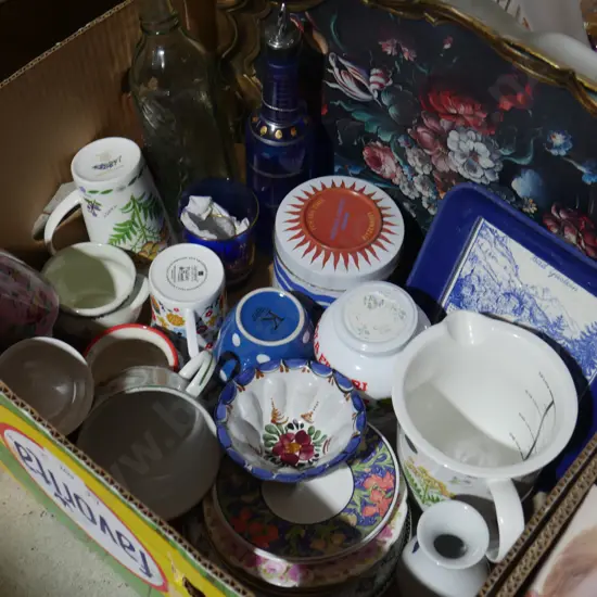 Coffee cups bottles ect