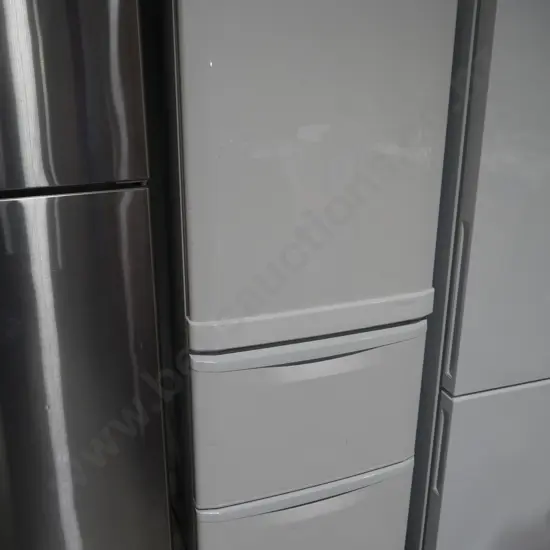 Mitsubishi fridge freezer