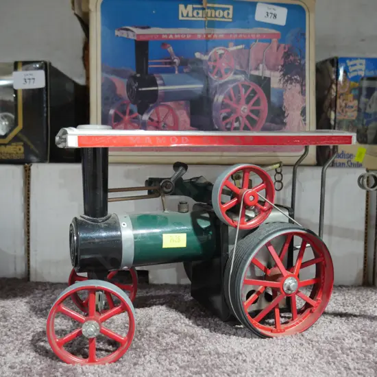 Mamod traction engine