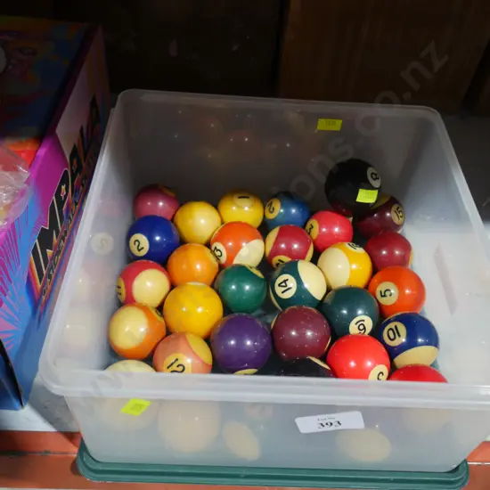 Pool balls