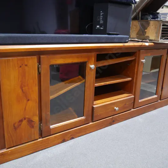 Tv cabinet