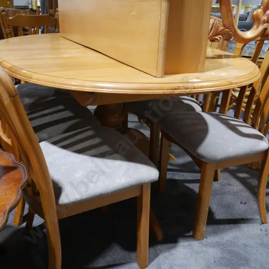 Dining table and 6 chairs