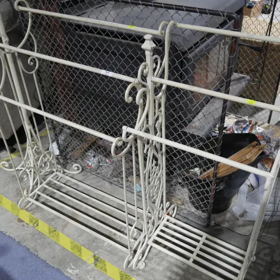2 metal towel rails
