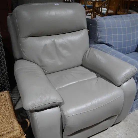 Electric recliner arm chair
