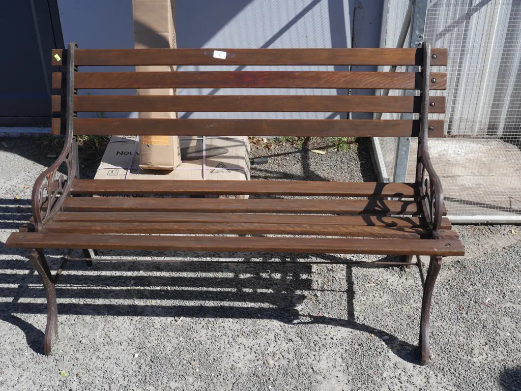 Wooden bench seat Image 1++