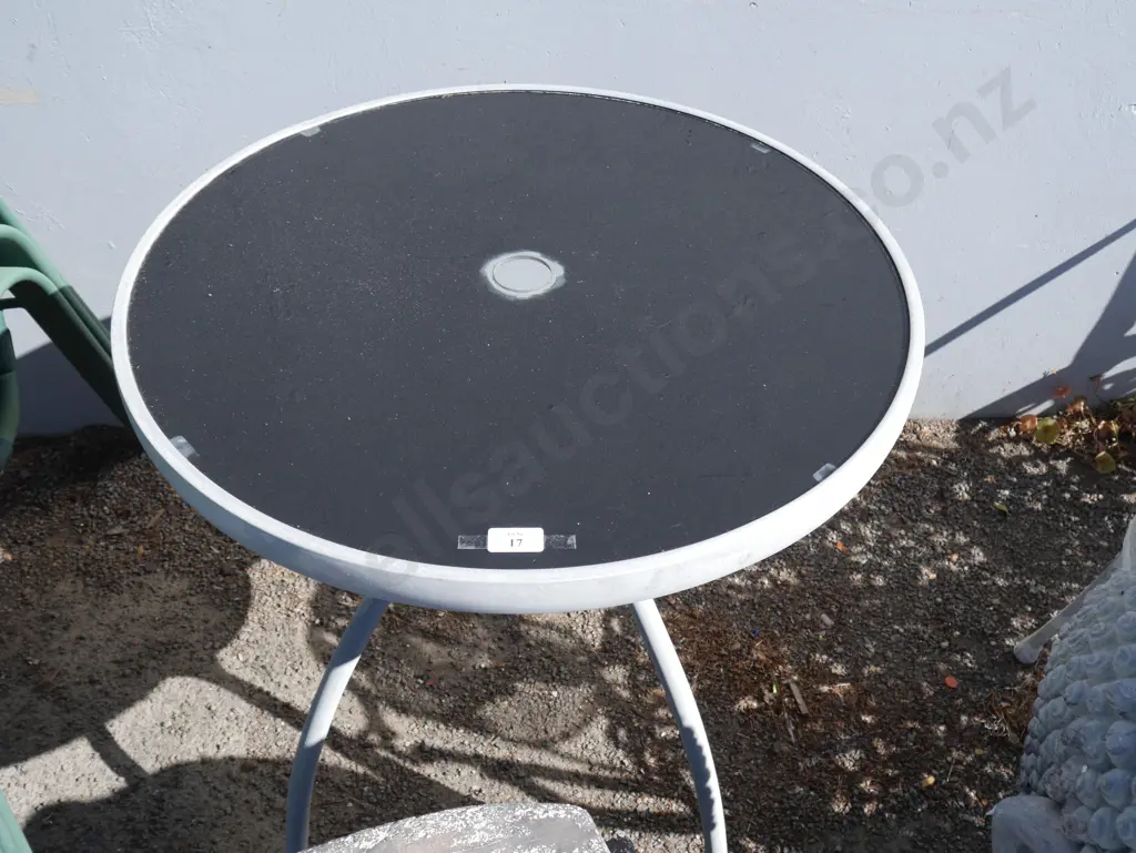 Glass table Image 1++