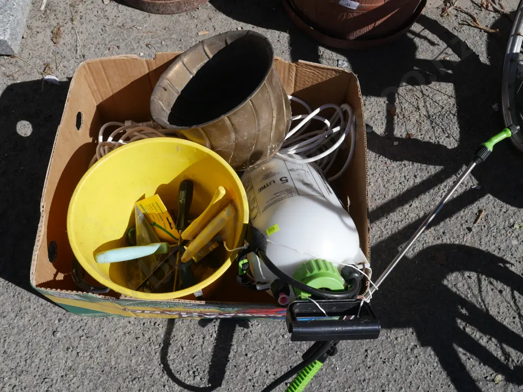 Garden sprayer etc Image 1++