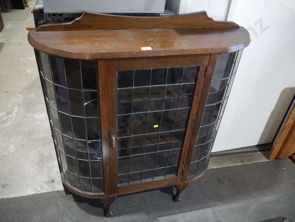 Lead light display cabinet Image 1++