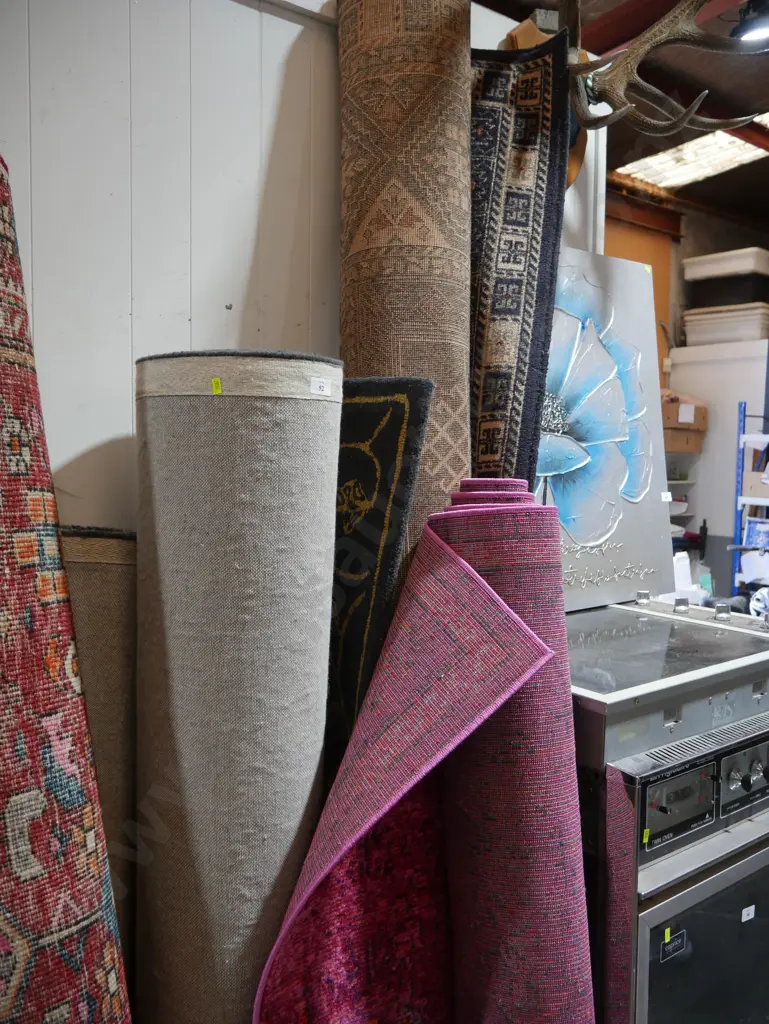 4 large floor rugs Image 1++