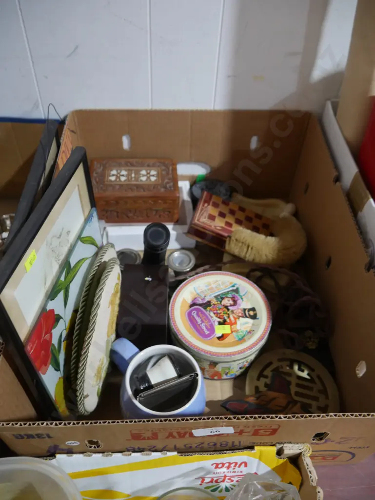 Ornaments, sundries etc Image 1++