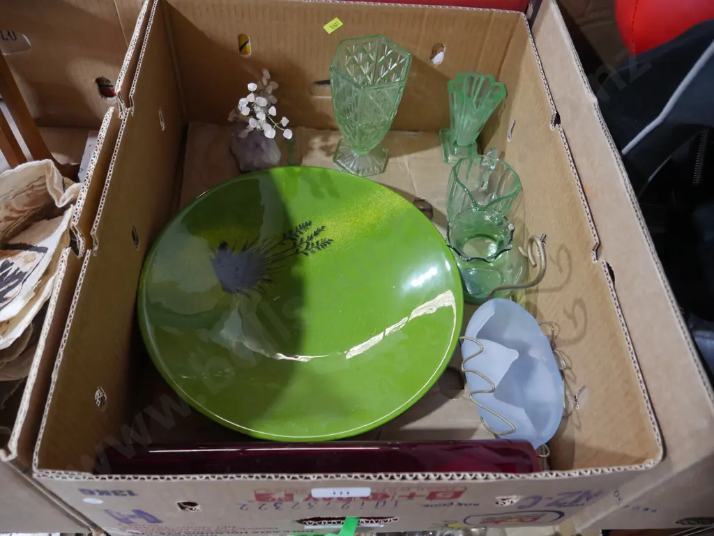 Green glassware etc Image 1++