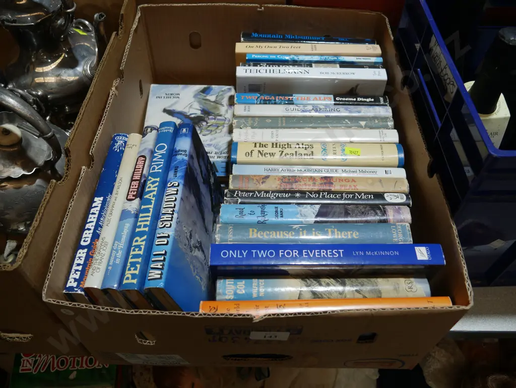 New Zealand books Image 1++