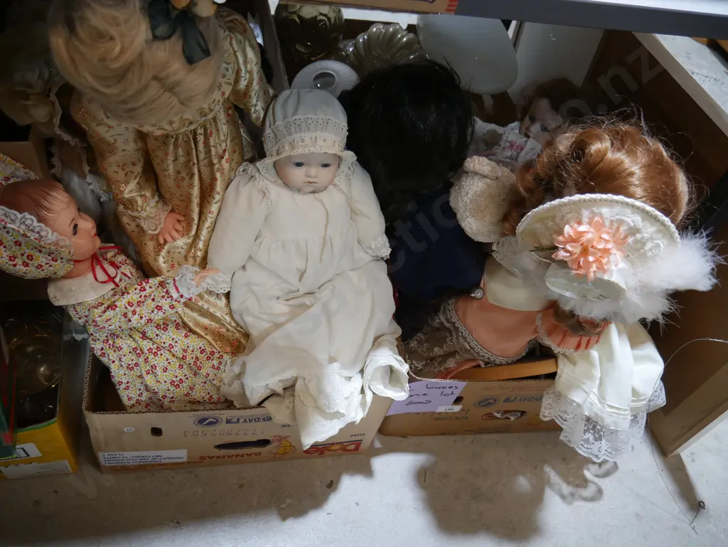 Two boxes of dolls Image 1++
