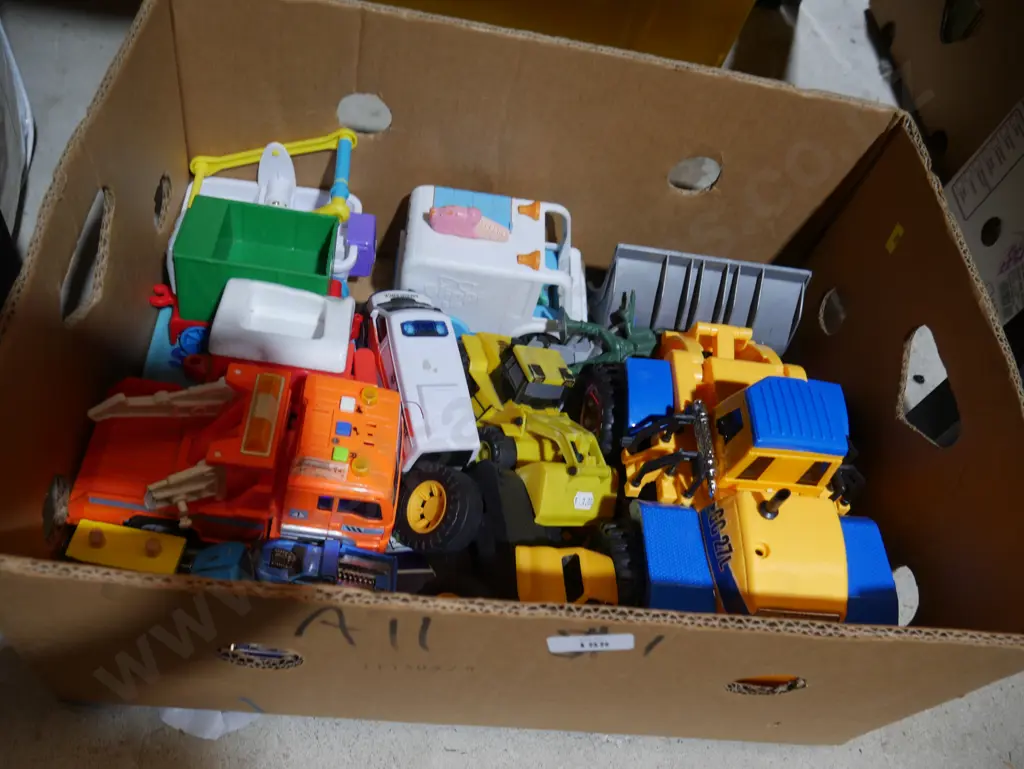 Box of toys Image 1++
