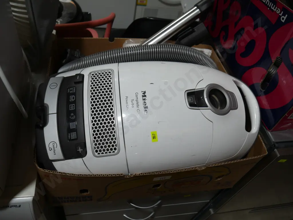 Miele vacuum cleaner Image 1++