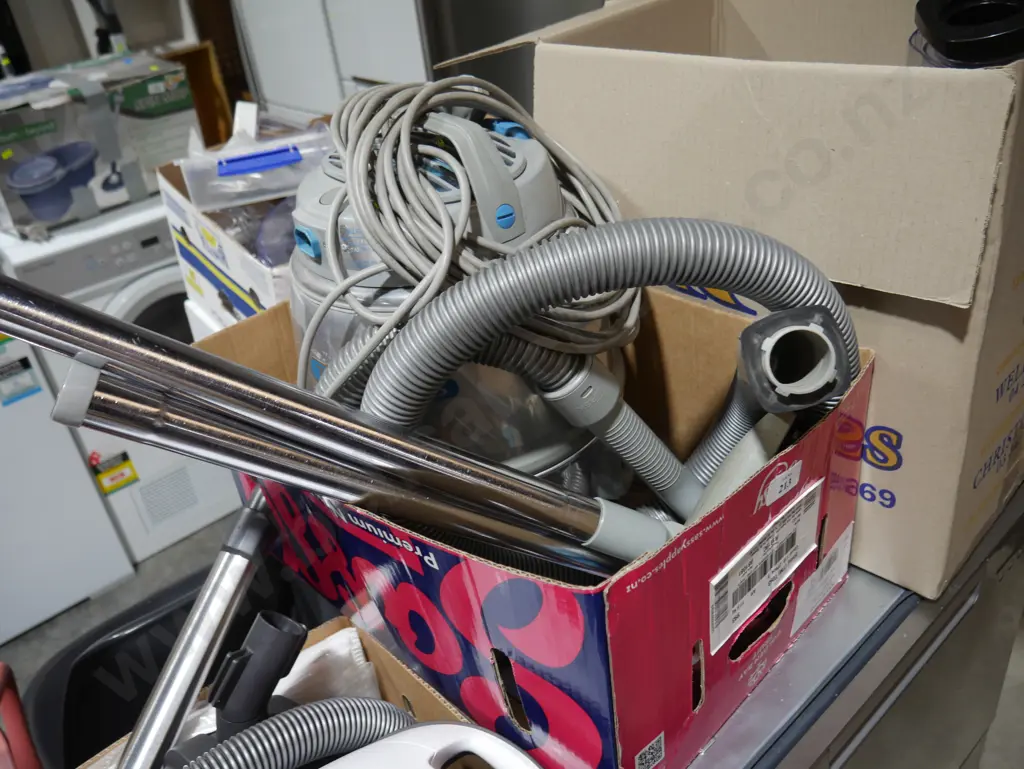 Nilfisk vacuum cleaner Image 1++