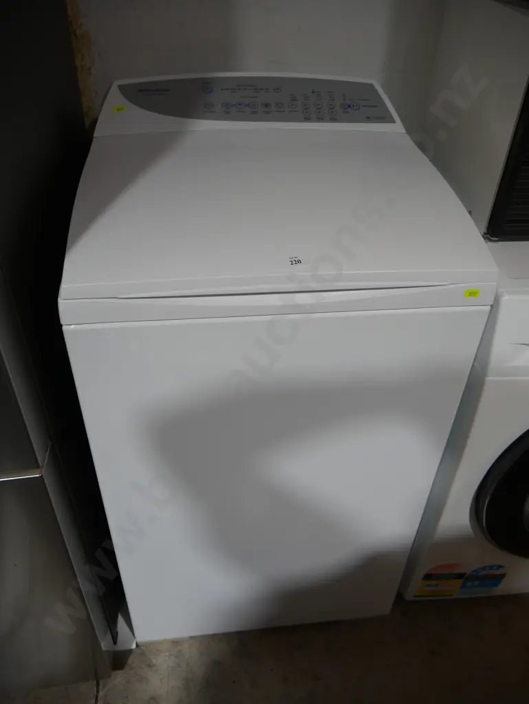 Fisher & Paykel top load washing machine Image 1++