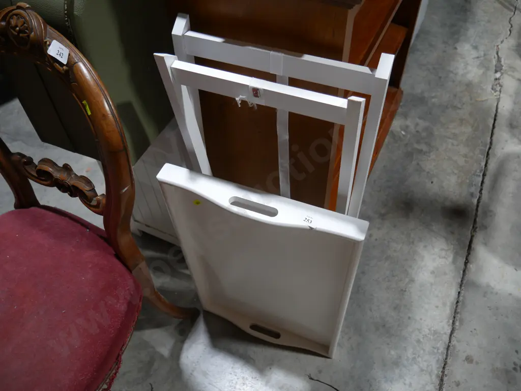 Butler's tray Image 1++