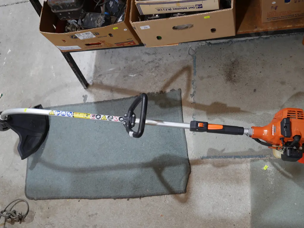 Petrol weed eater Image 1++