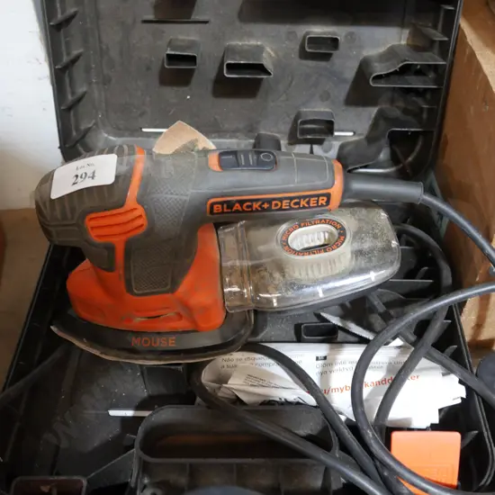 Black & Decker sander