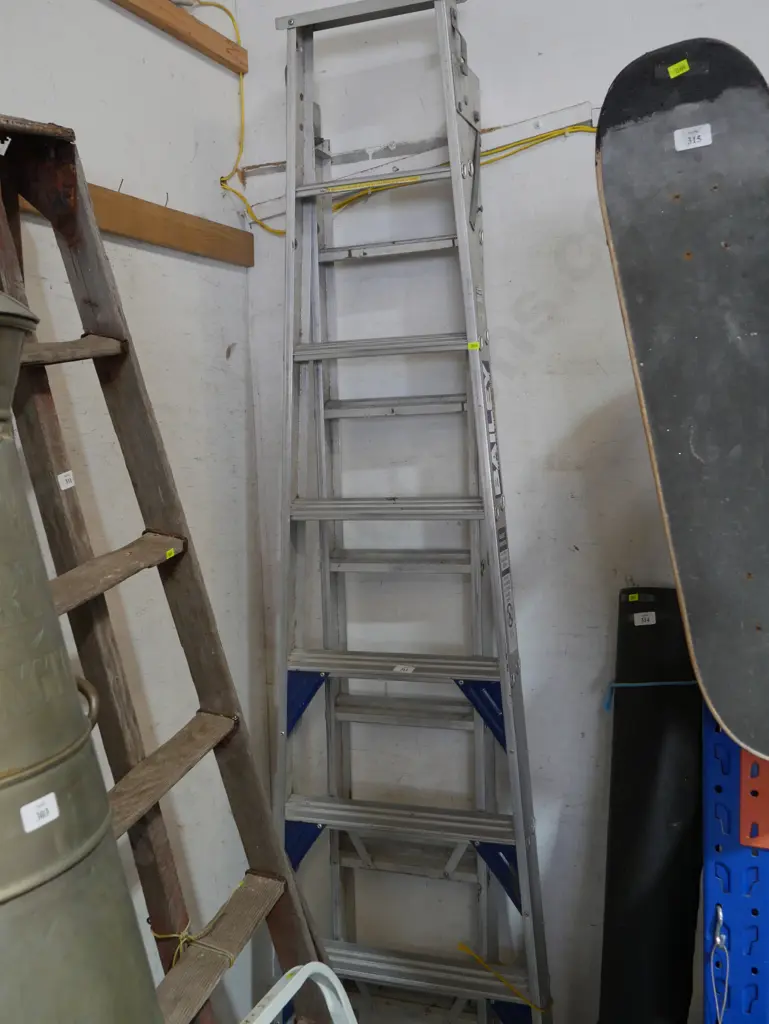 Bailey aluminium extension letter Image 1++