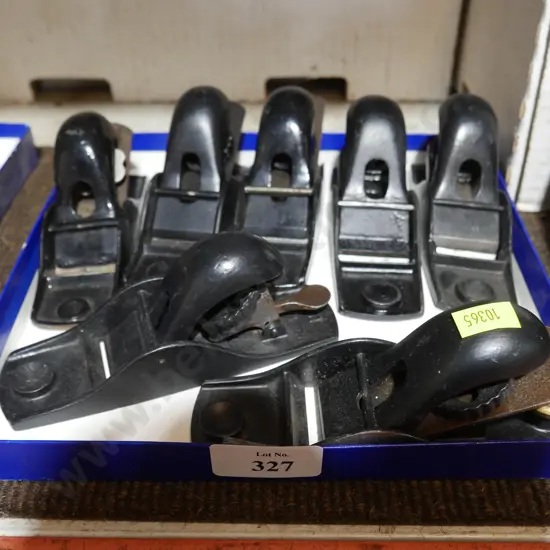 Assorted small wood planes