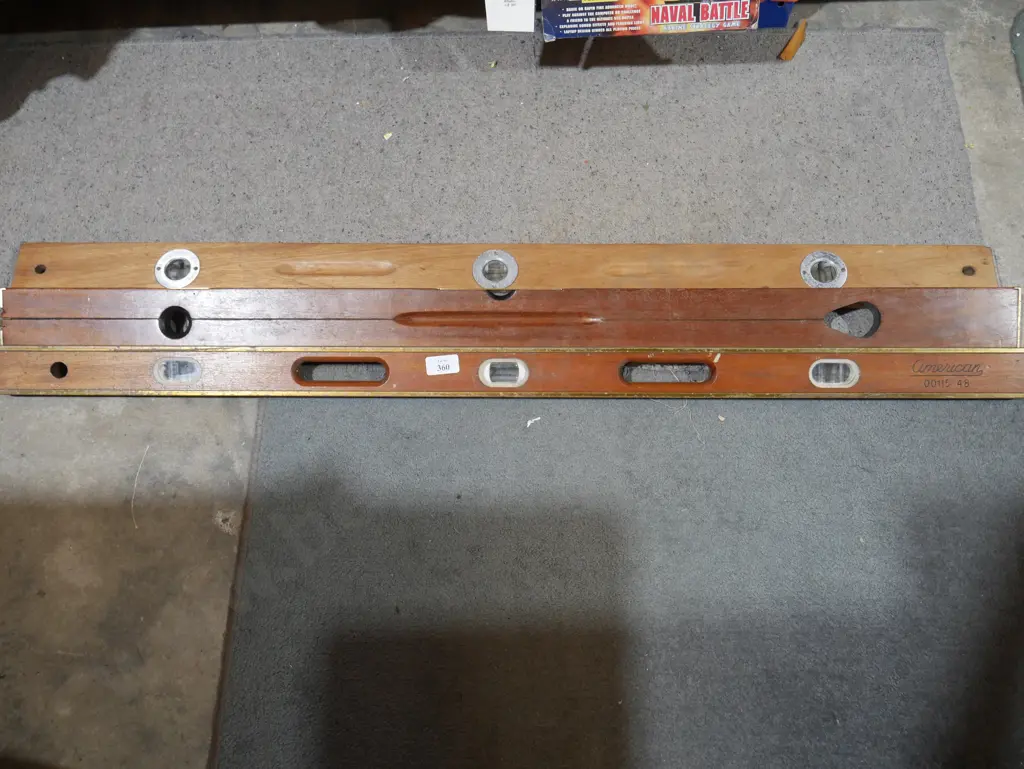 3 wooden levels Image 1++