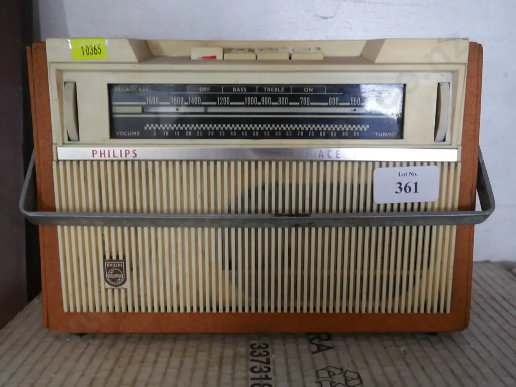 Vintage radio Image 1++