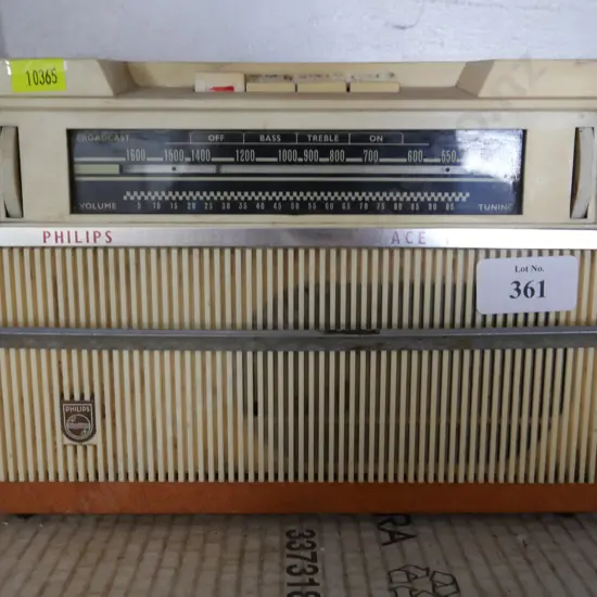 Vintage radio