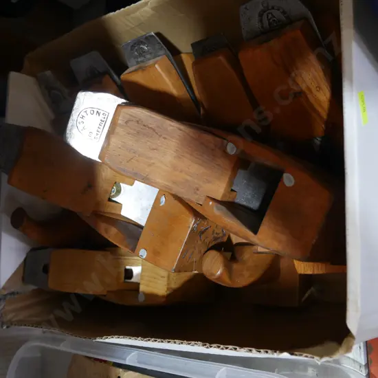 Assorted wood planes