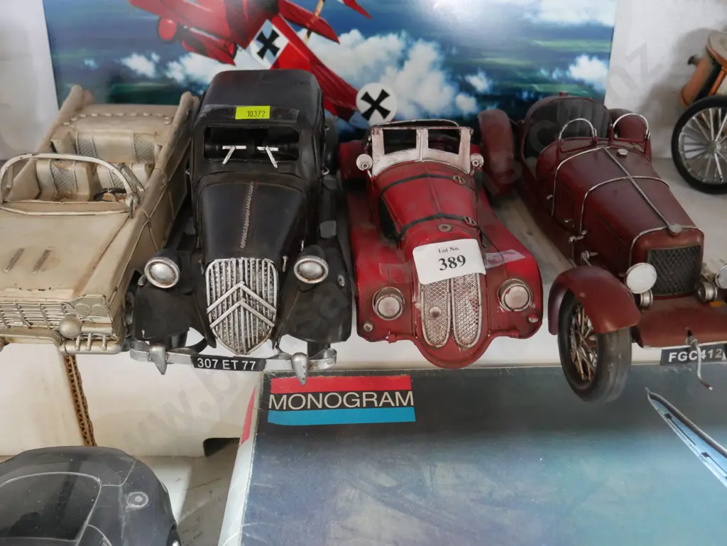 4 car models Image 1++