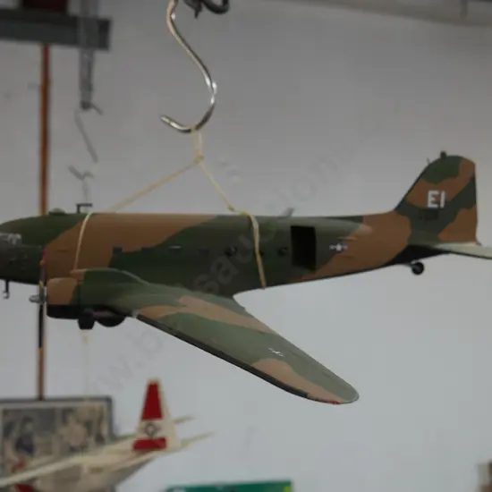 Model plane