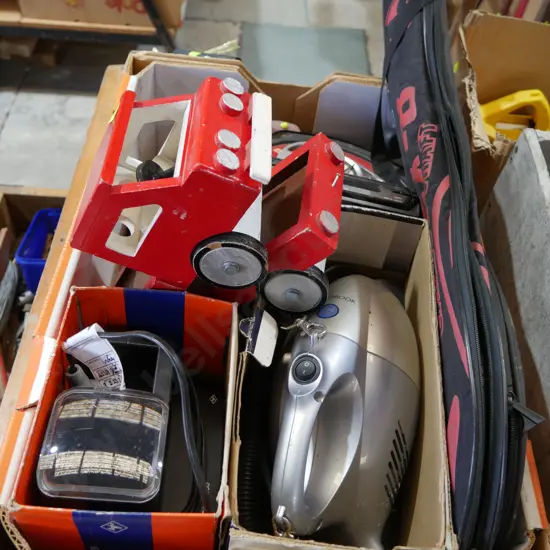 Sports rackets speakers mini vacuum cleaner