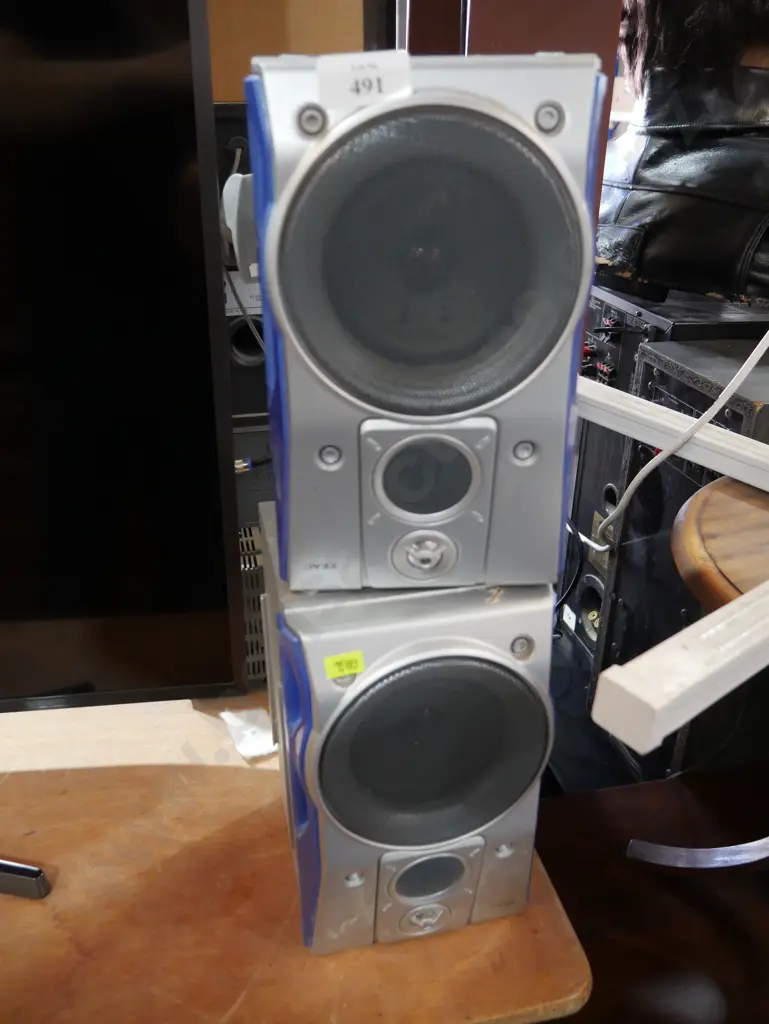 2 teac speakers Image 1++