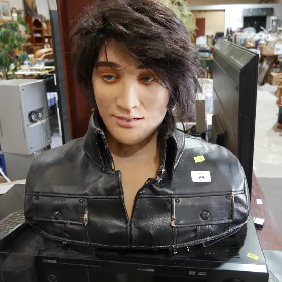 Animatronic Elvis