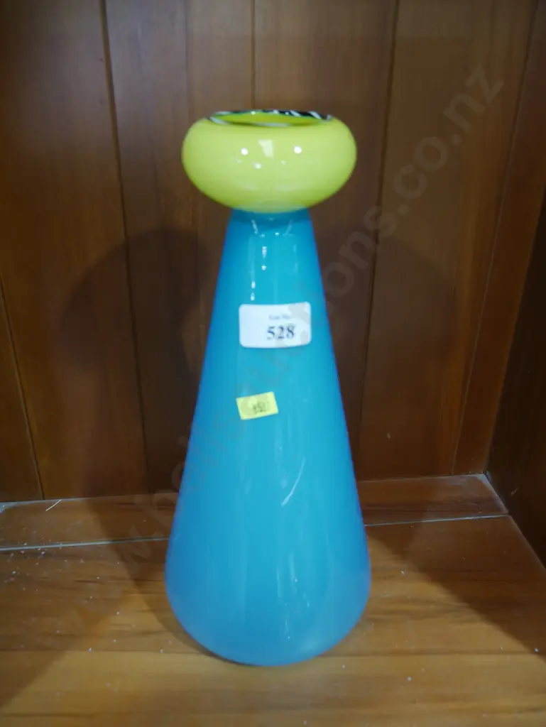 Hoglund glass vase Image 1++