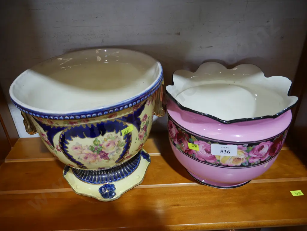 2 jardinieres Image 1++