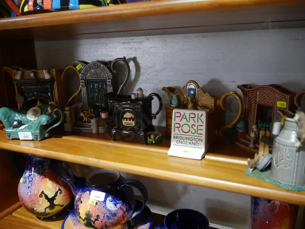 Assorted Park Rose jugs Image 1++