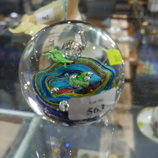 Glass paper weight