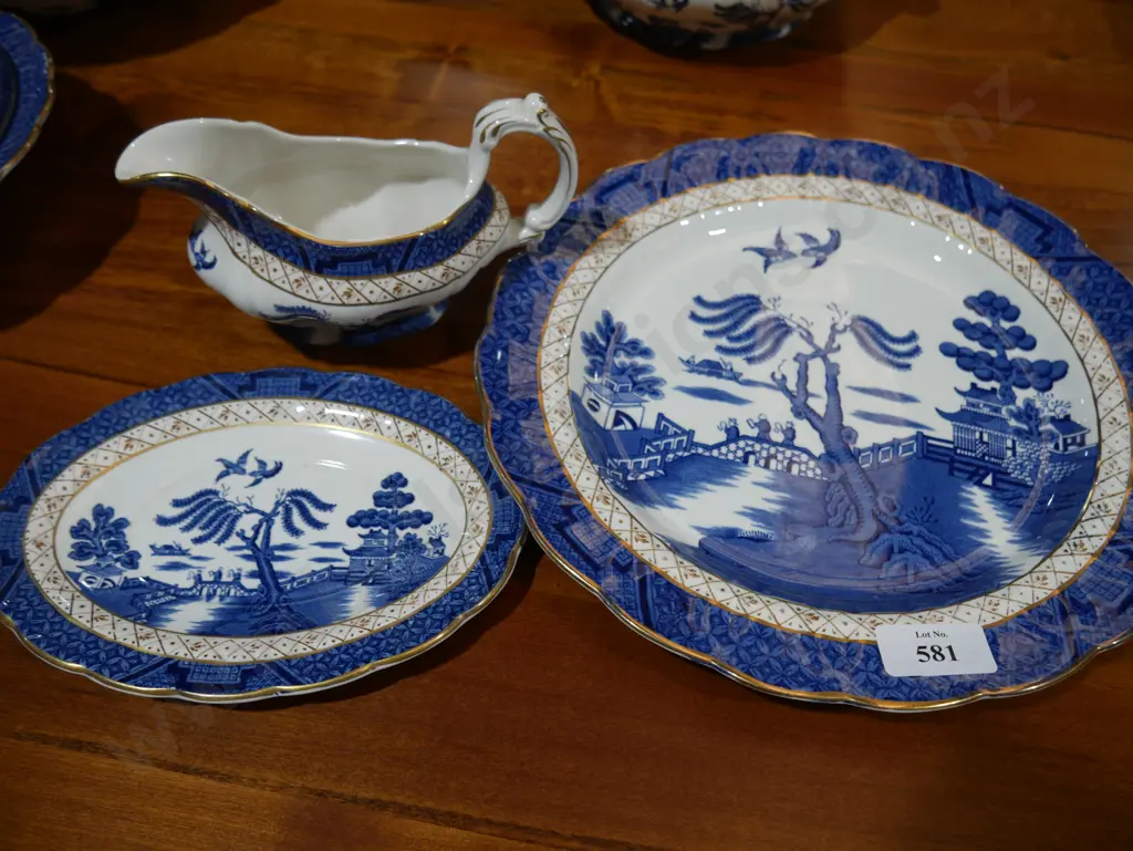 Booths gravy jug etc Image 1++