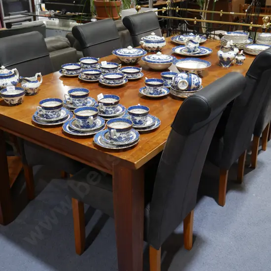 Dining table and 6 chairs