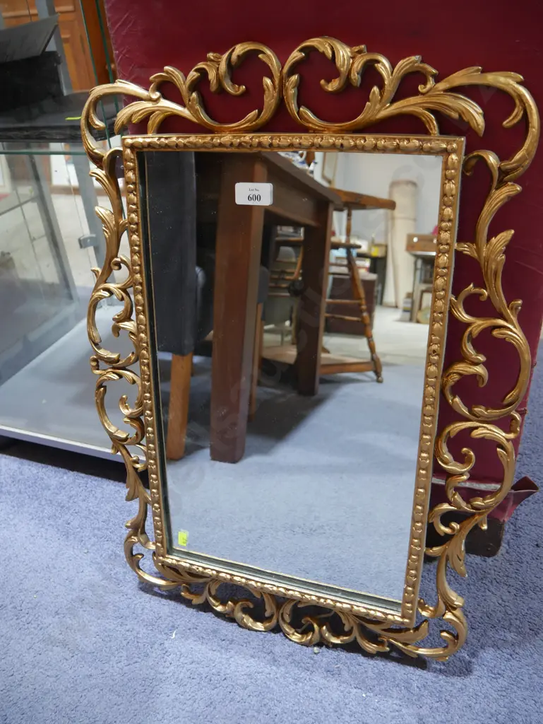 Gilt frame mirror Image 1++