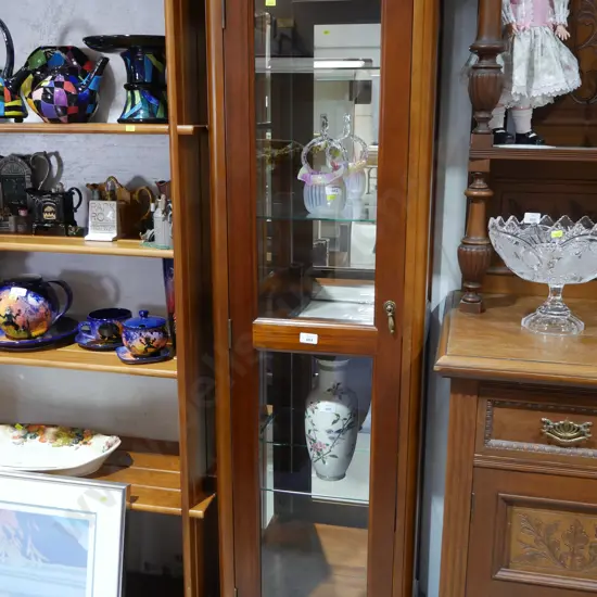 Glass display cabinet