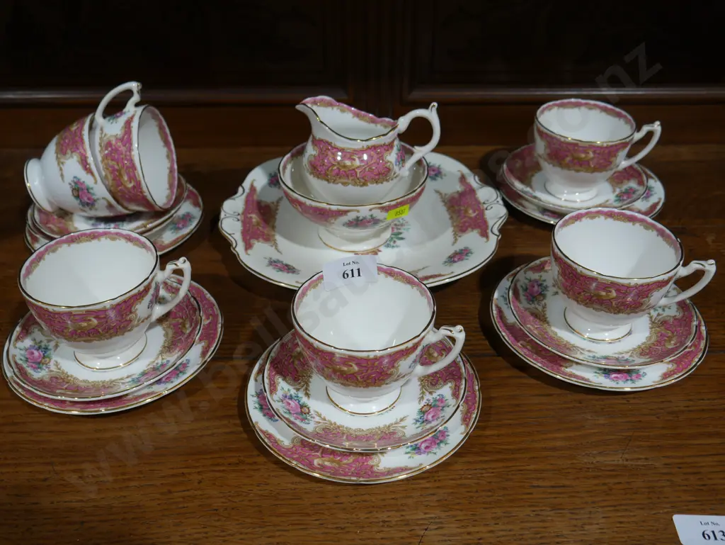 Coalport tea set Image 1++