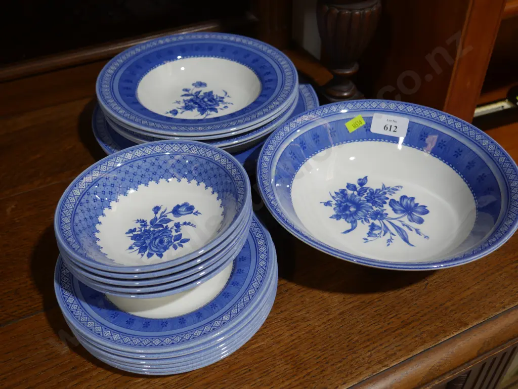Blue and white bowls and plates Image 1++