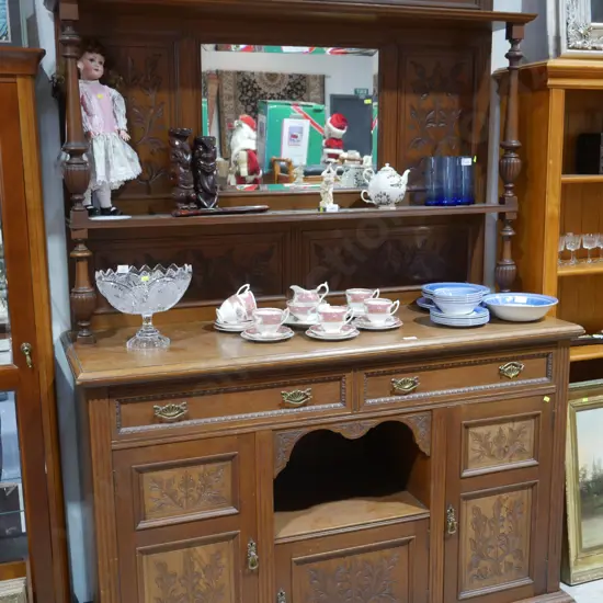 Mirror back sideboard